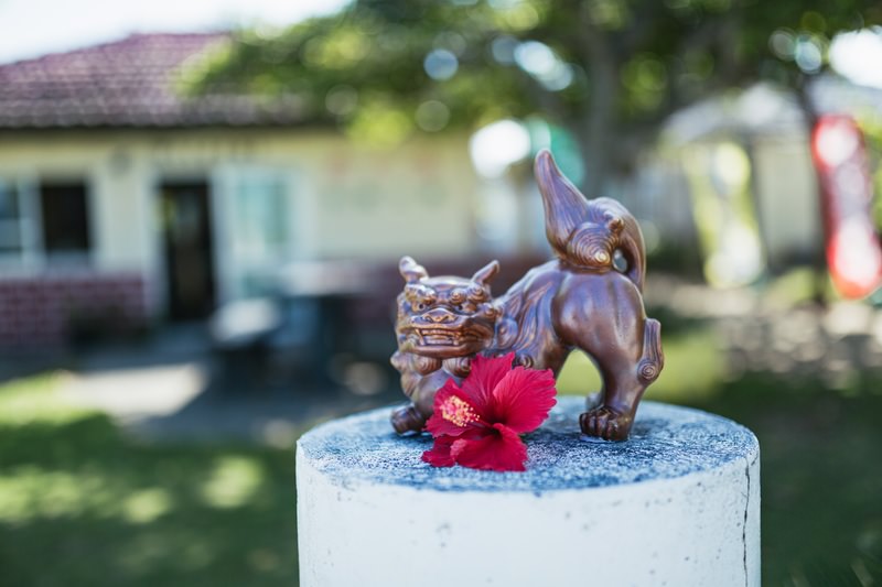 沖縄のシーサーが写っている写真
